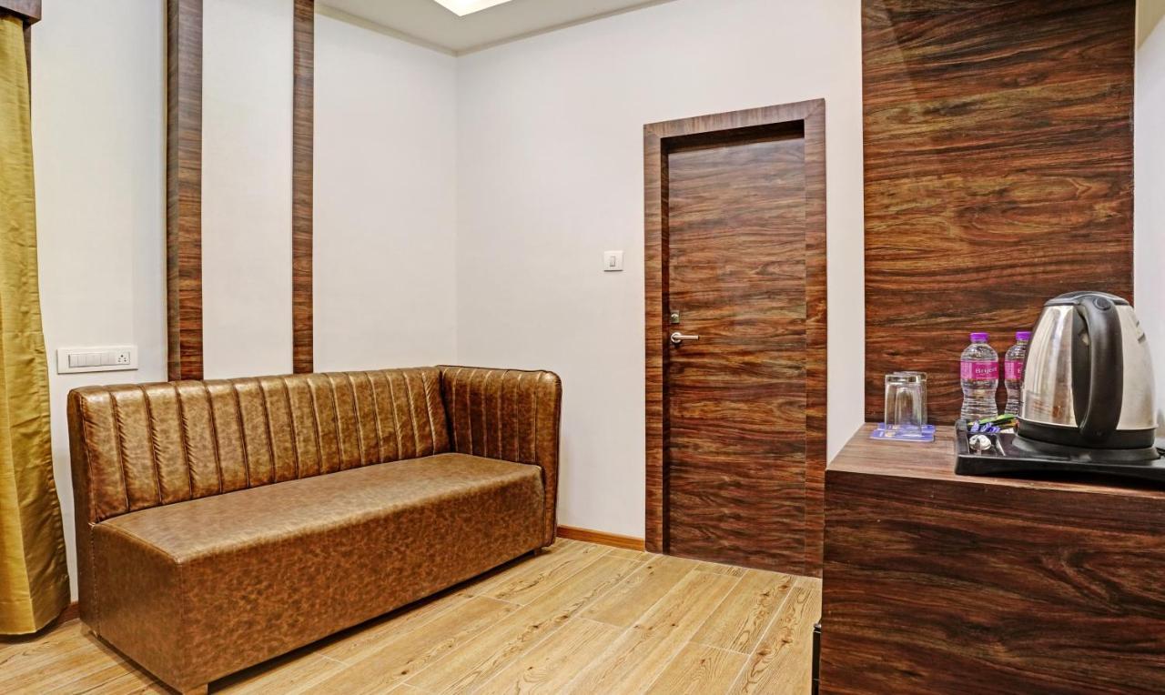 Treebo Premium Widlor Boutique Hotel Mumbai Exterior foto